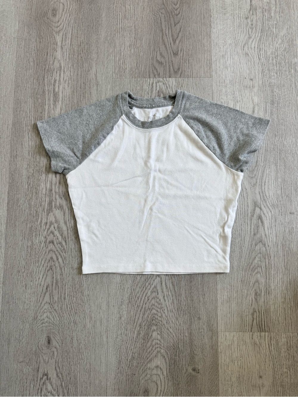 Hollister White Tee with Gray Raglan Collar